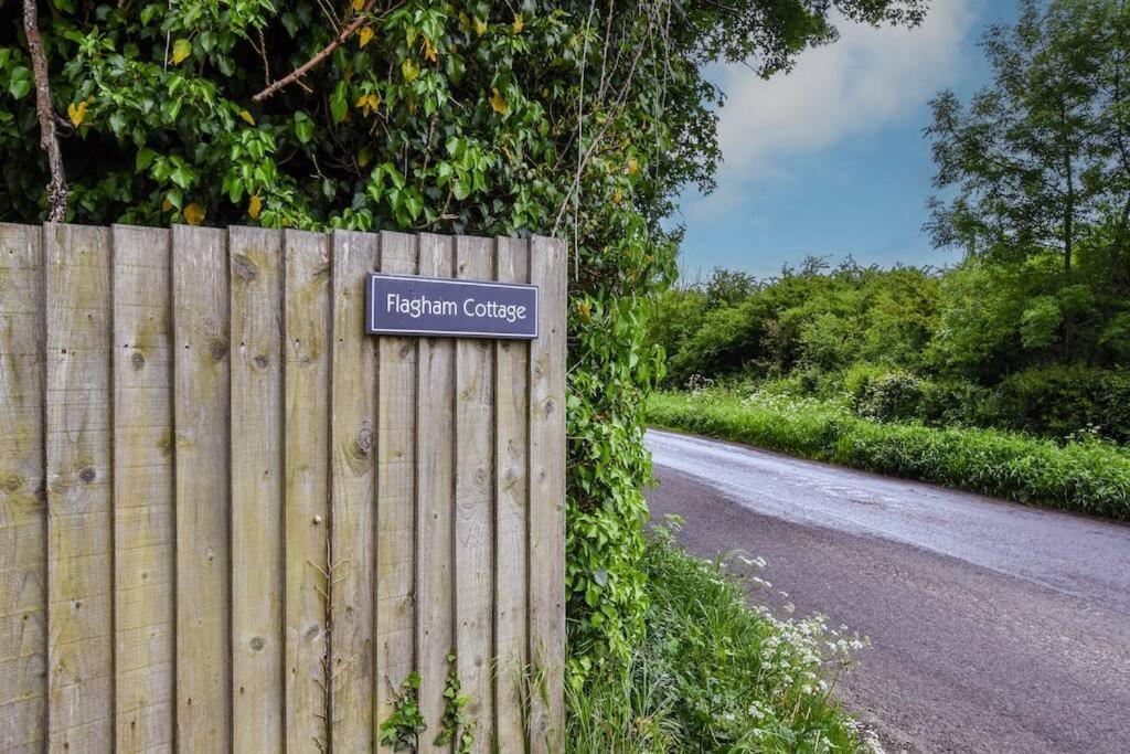 The Hideaway @ Flagham Cottage. Malmesbury Eksteriør bilde